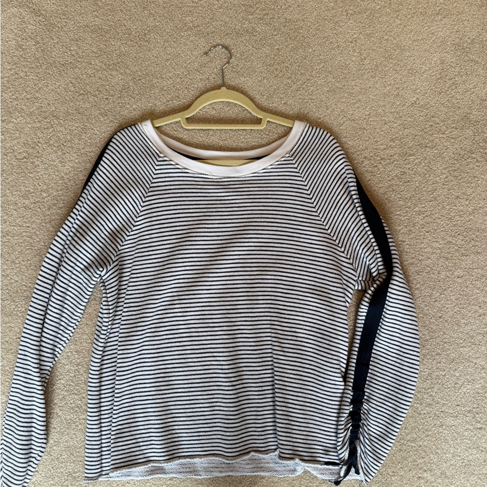Abercrombie and Fitch Navy and White Striped Top Size L